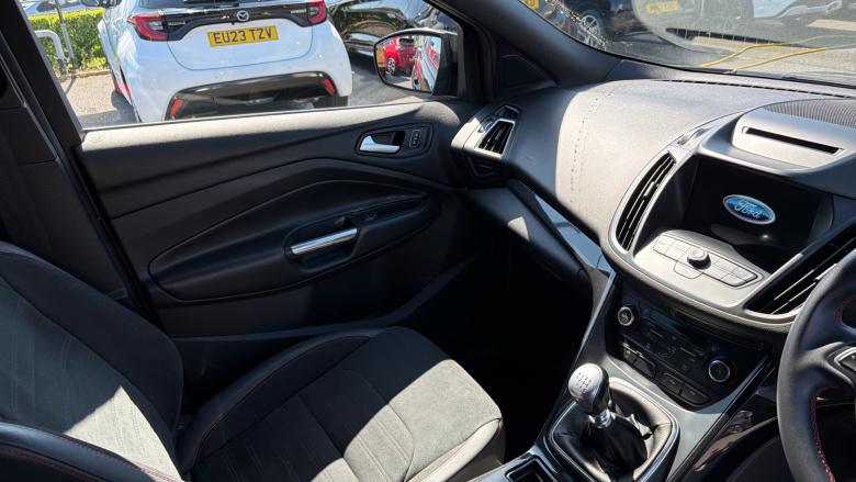 Ford Kuga 1.5 TDCi ST-Line 5dr 2WD Diesel Estate